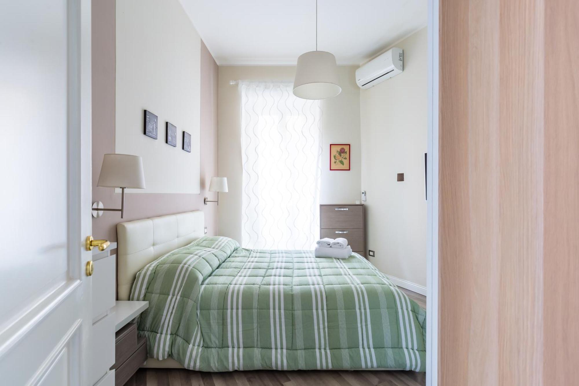 Napoli Heartbeat By Napoliapartments Bagian luar foto