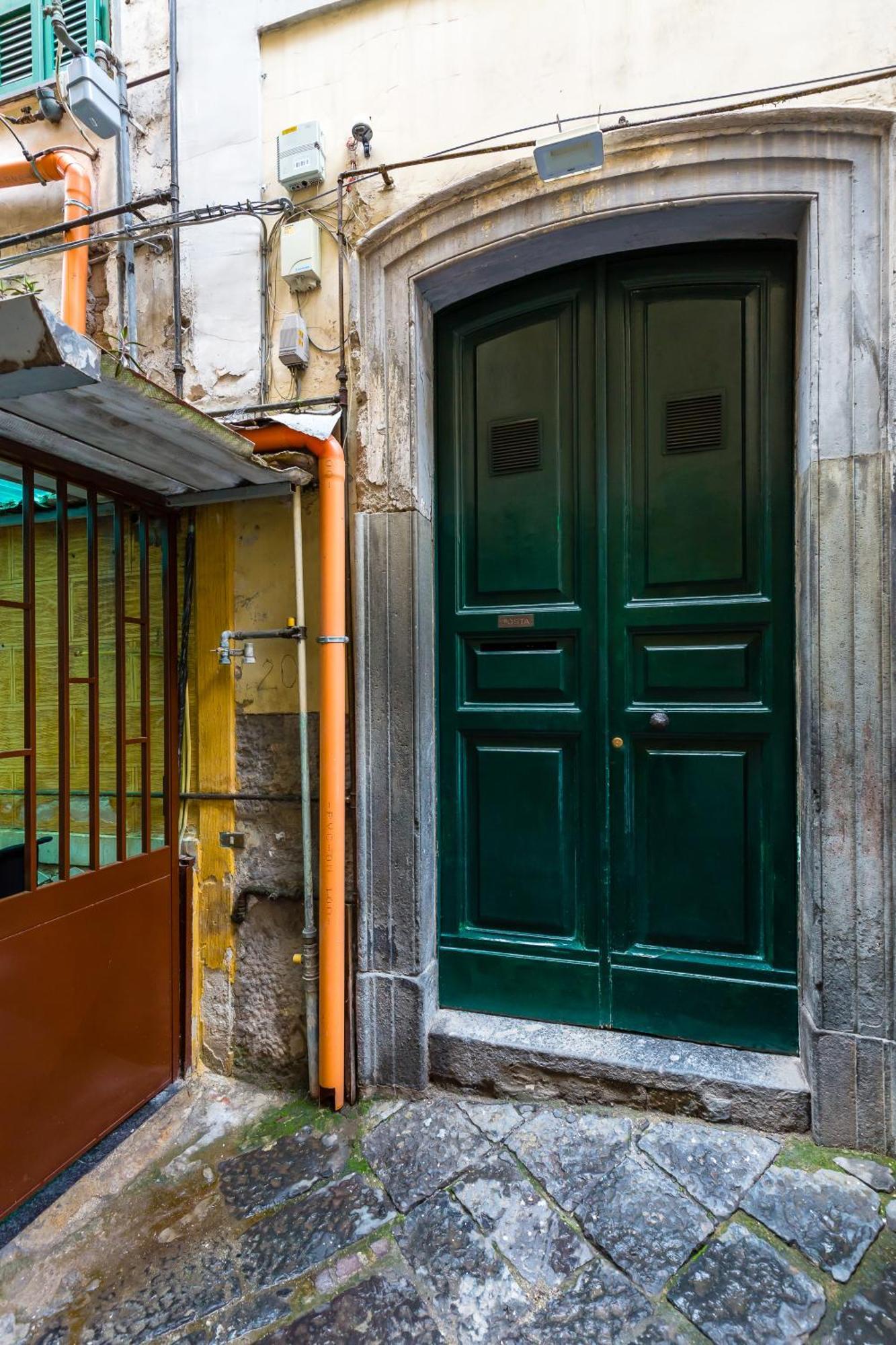 Napoli Heartbeat By Napoliapartments Bagian luar foto